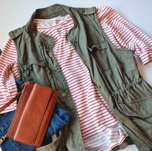‼️ Red & White Stripe Hi-Lo Top Size Large